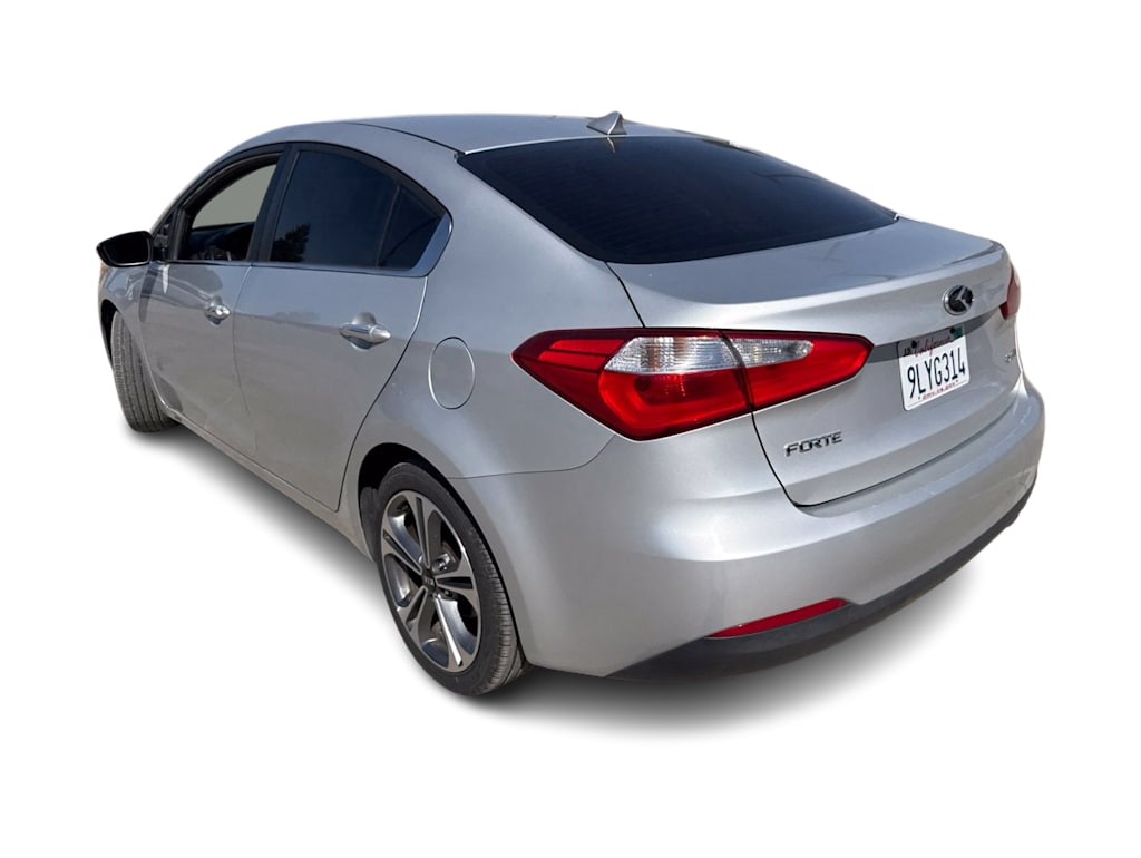 Thumbnail: 2016 Kia Forte - 4