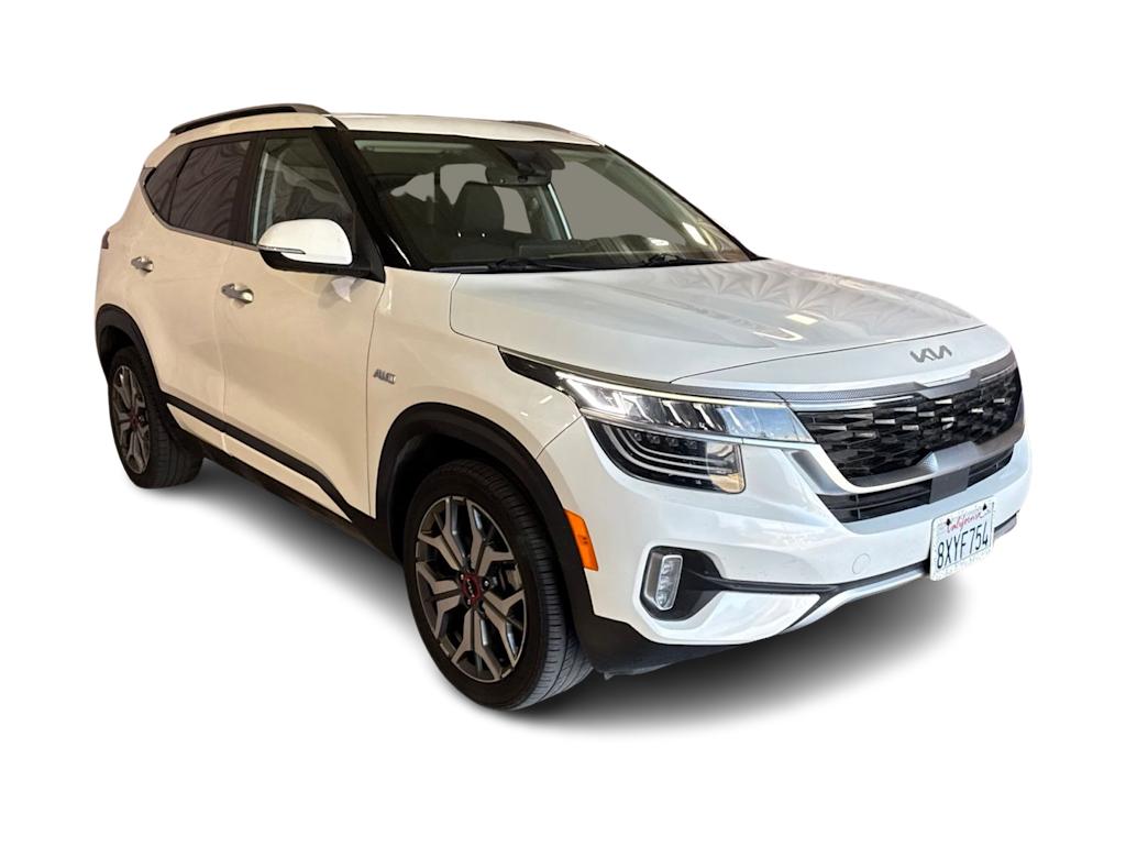 Thumbnail: 2022 Kia Seltos - 15