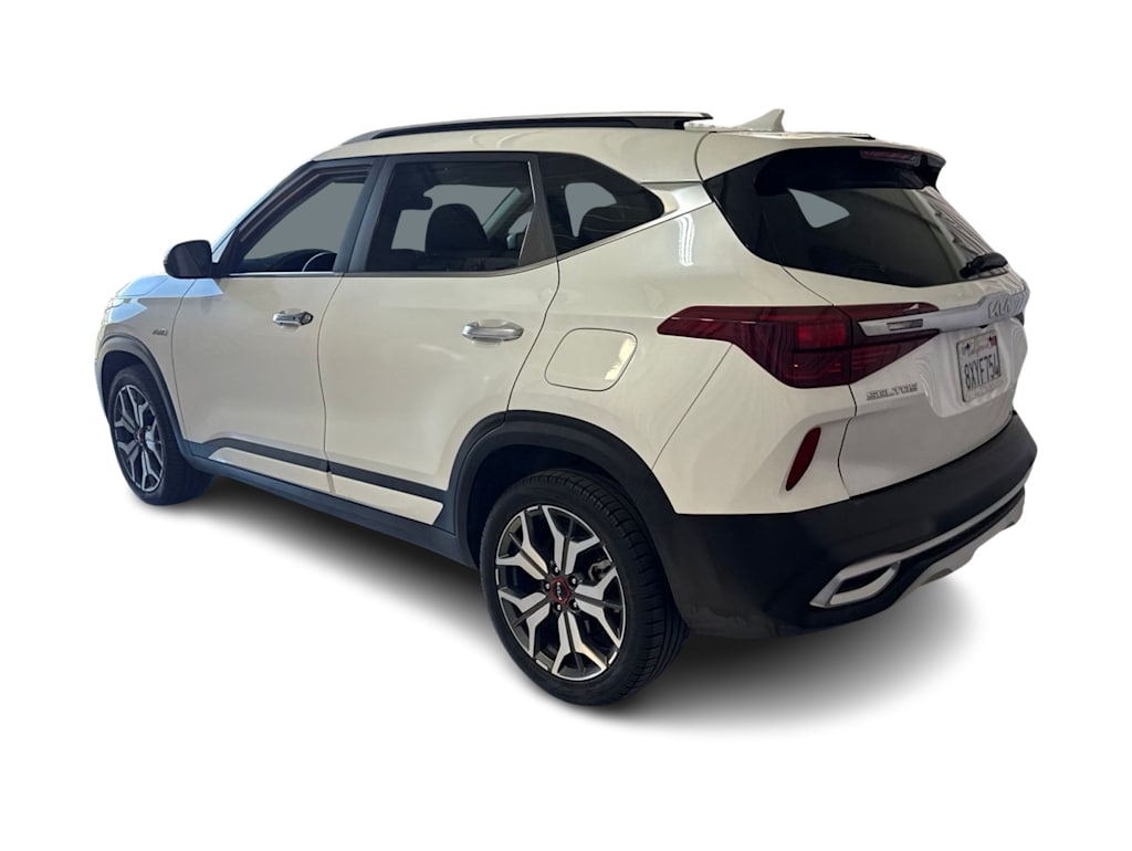 Thumbnail: 2022 Kia Seltos - 4