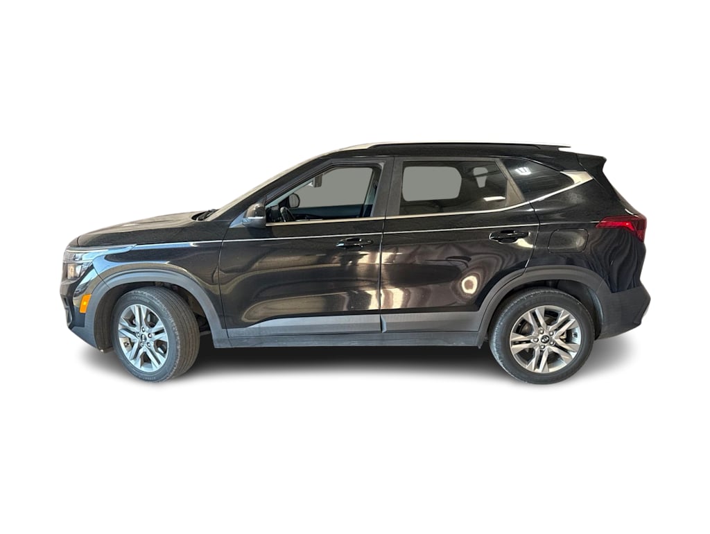 Thumbnail: 2021 Kia Seltos - 3