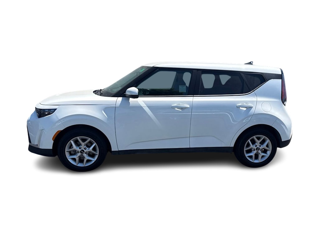 Thumbnail: 2023 Kia Soul - 2
