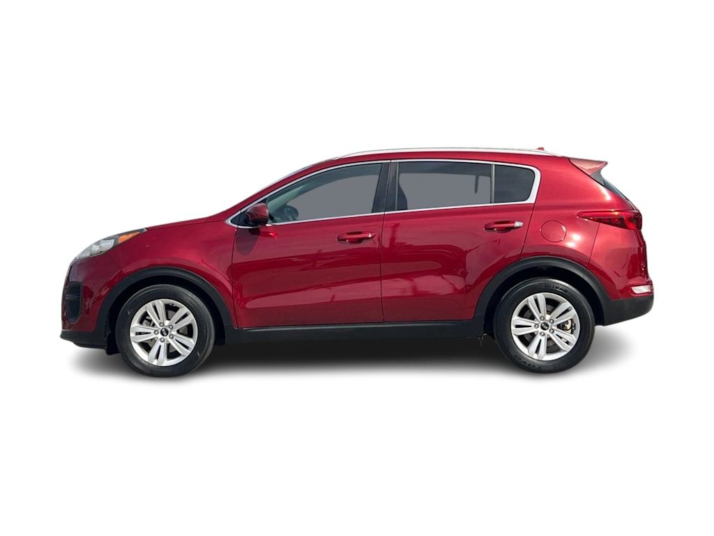 Thumbnail: 2017 Kia Sportage - 3
