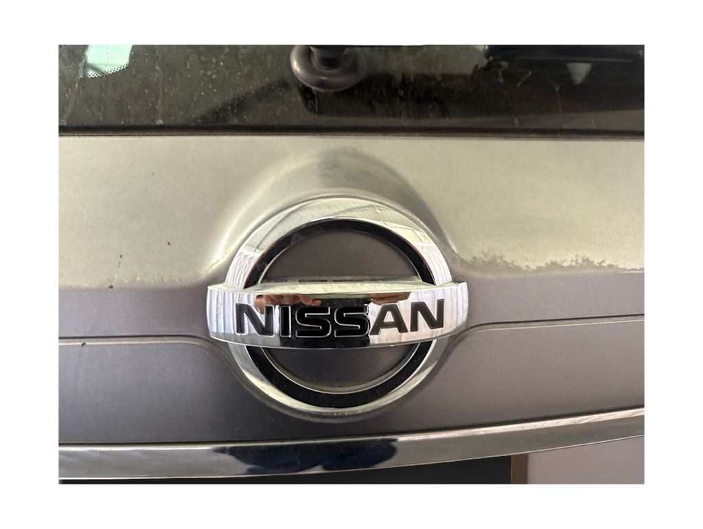 Thumbnail: 2017 Nissan Rogue - 18