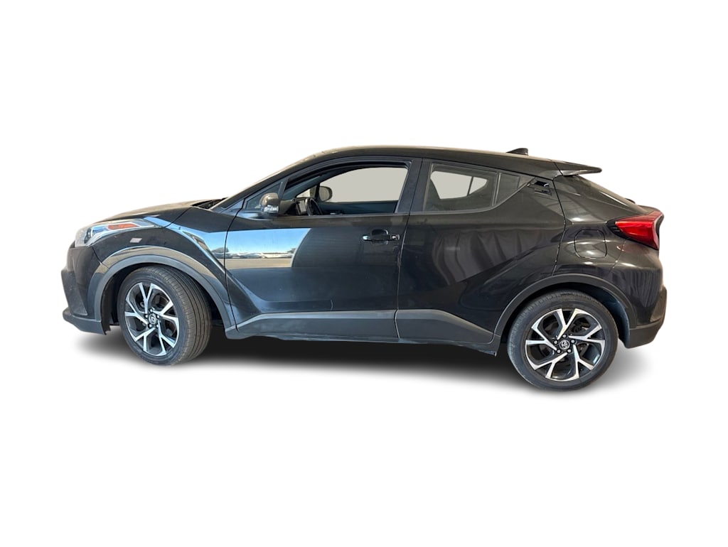Thumbnail: 2018 Toyota C-HR - 3
