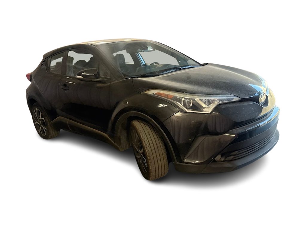 Thumbnail: 2018 Toyota C-HR - 15