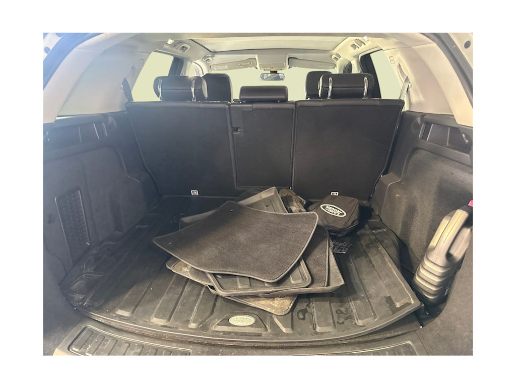 Thumbnail: 2018 Land Rover Discovery Sport - 27
