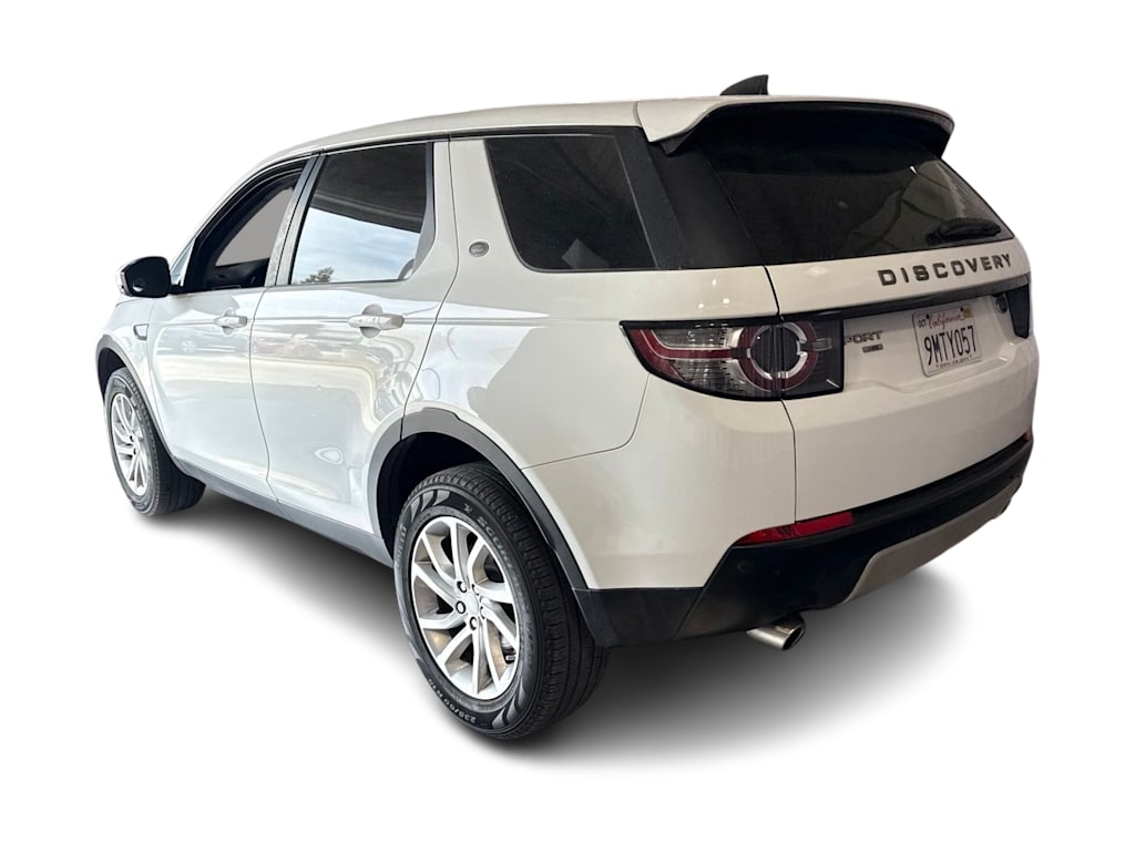 Thumbnail: 2018 Land Rover Discovery Sport - 3