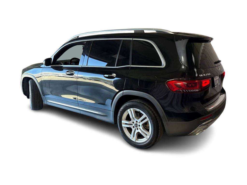 Thumbnail: 2020 Mercedes-Benz GLB - 3