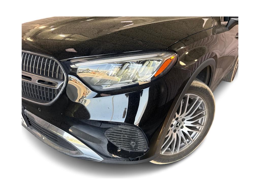 Thumbnail: 2023 Mercedes-Benz GLC - 18