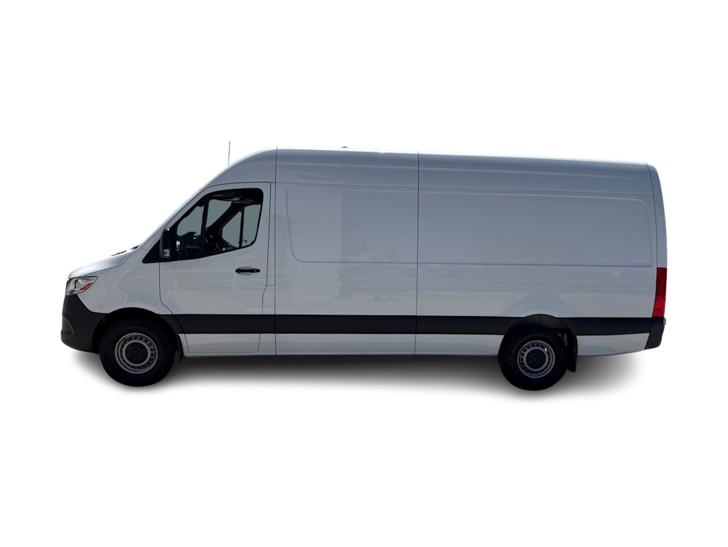 Thumbnail: 2023 Mercedes-Benz Sprinter - 2