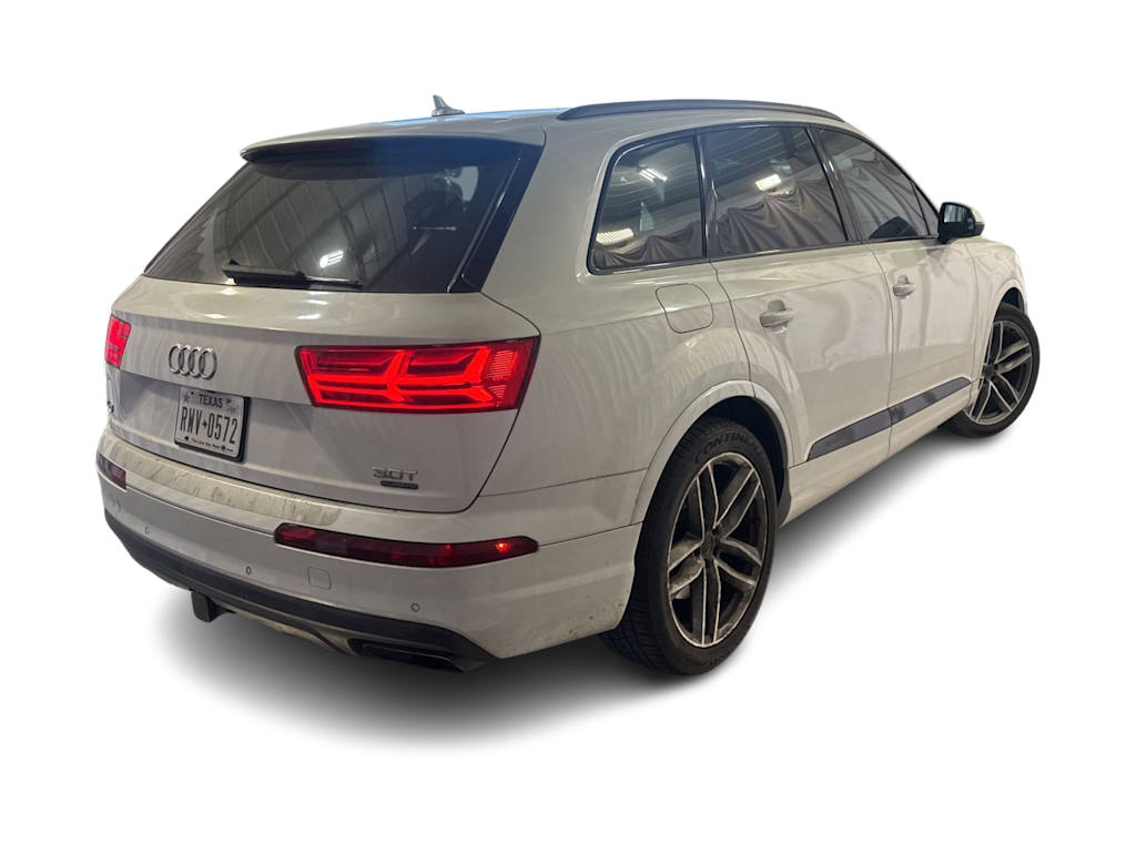 Thumbnail: 2017 Audi Q7 - 17