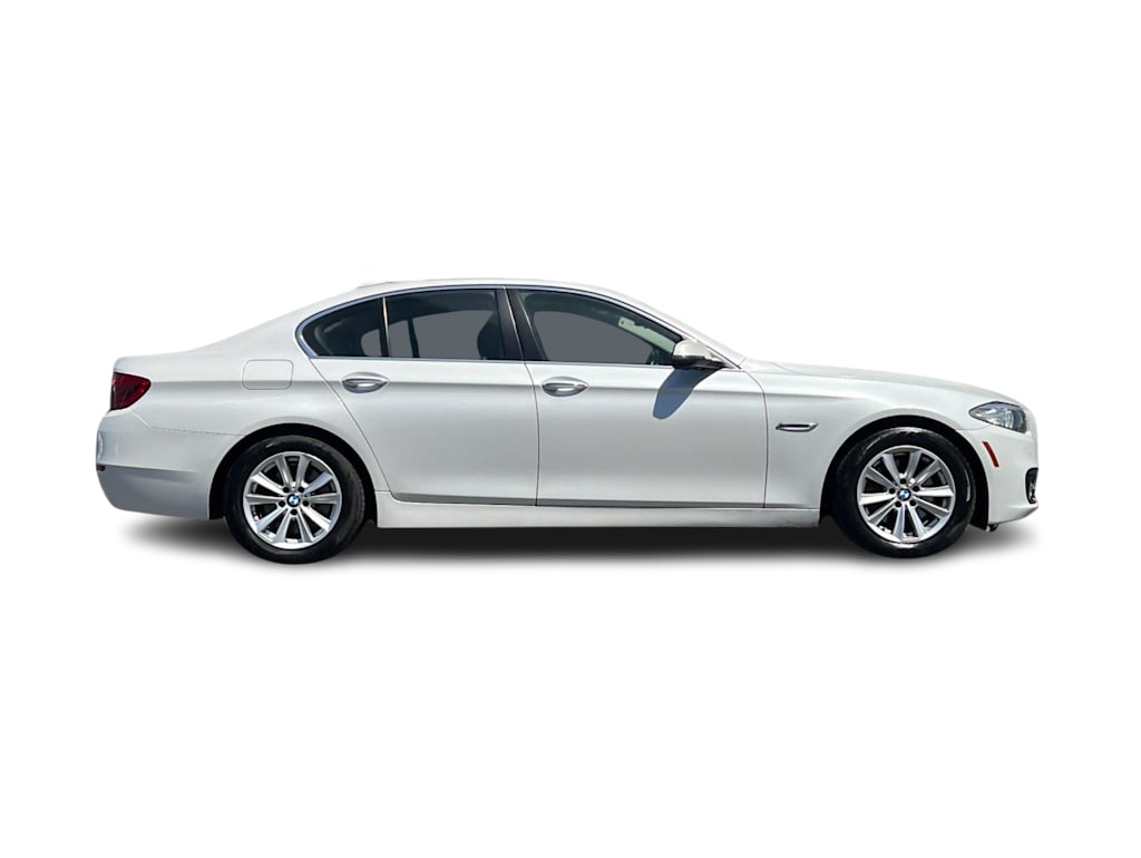 Thumbnail: 2016 BMW 5 Series - 19