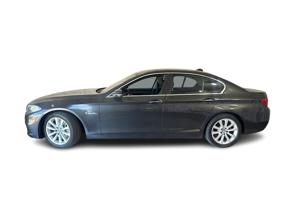 Thumbnail: 2016 BMW 5 Series - 2