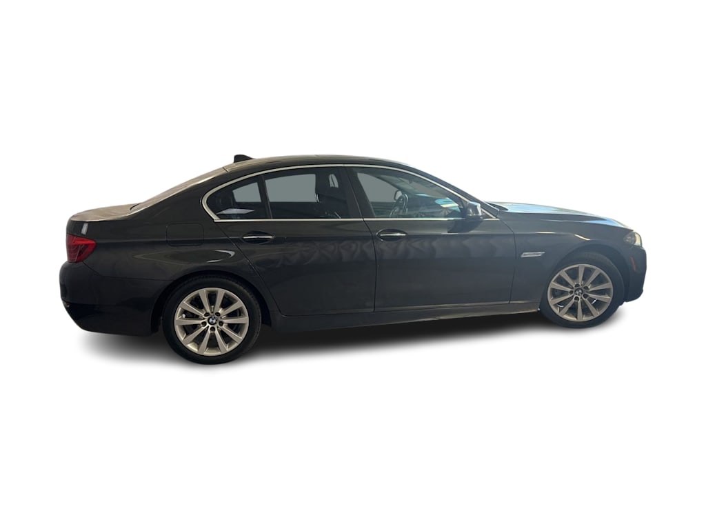 Thumbnail: 2016 BMW 5 Series - 15