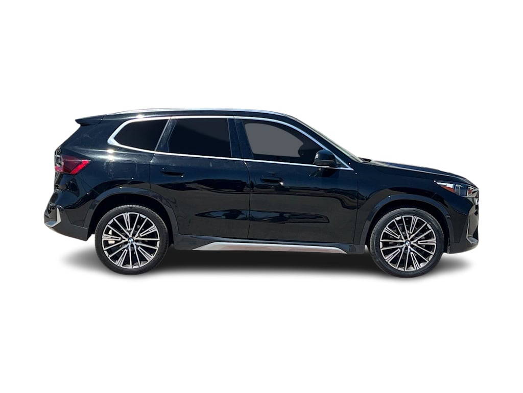 Thumbnail: 2025 BMW X1 - 21