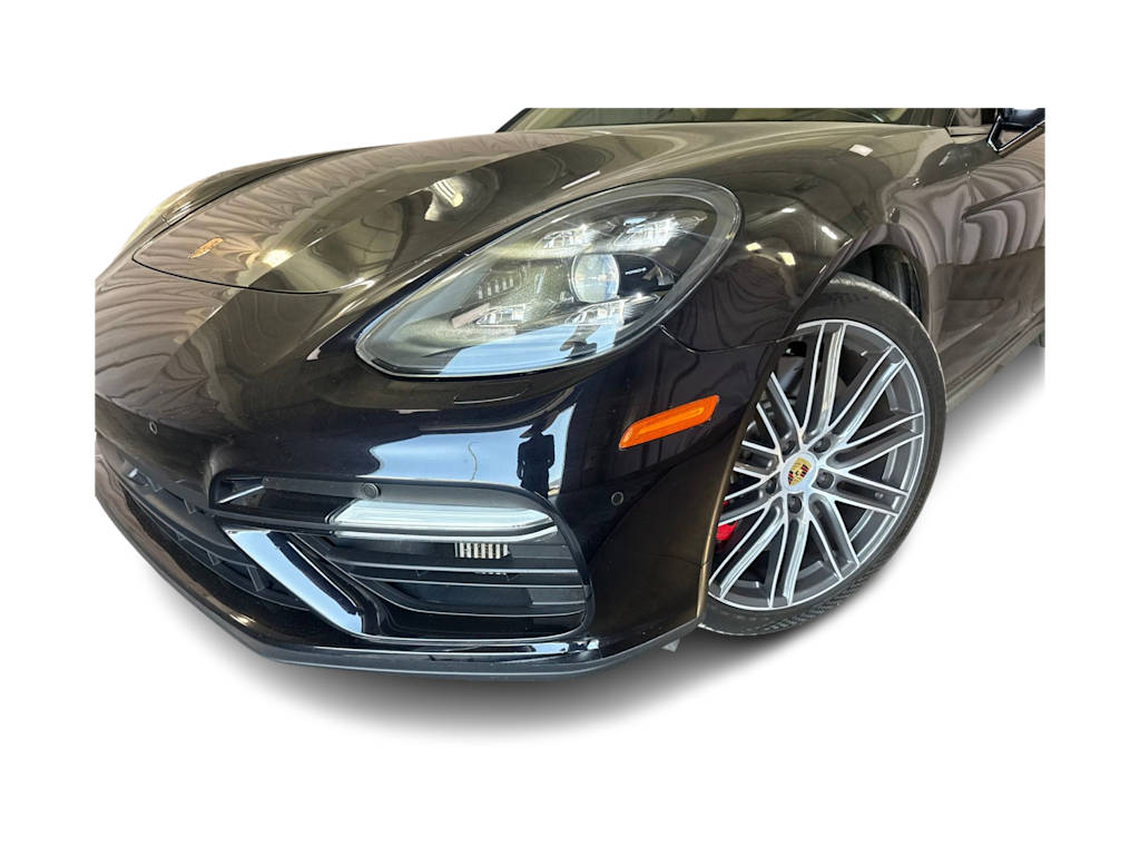 Thumbnail: 2017 Porsche Panamera - 17