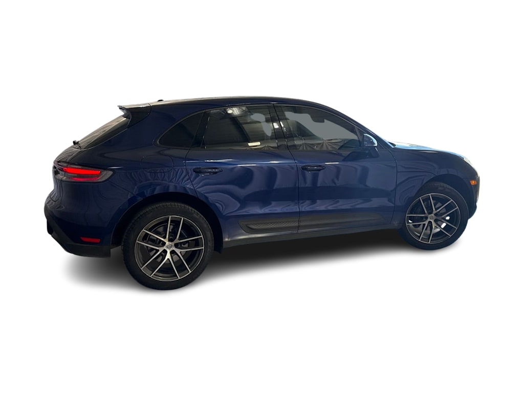 Thumbnail: 2024 Porsche Macan - 14