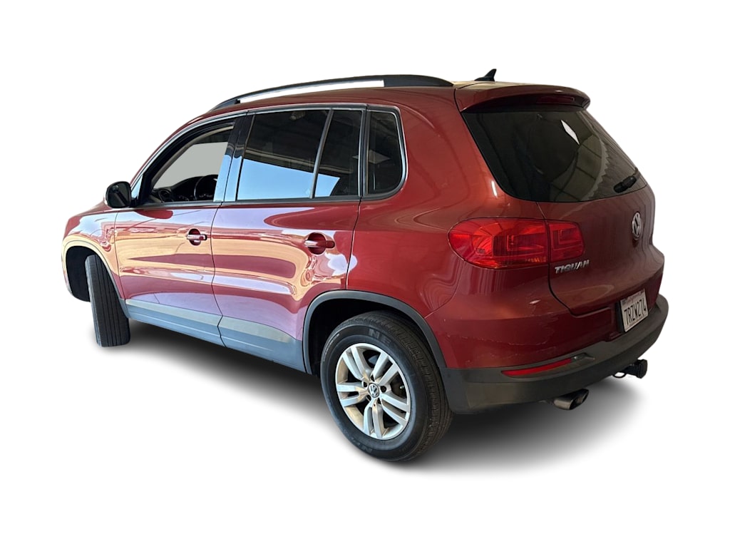 Thumbnail: 2015 Volkswagen Tiguan - 4