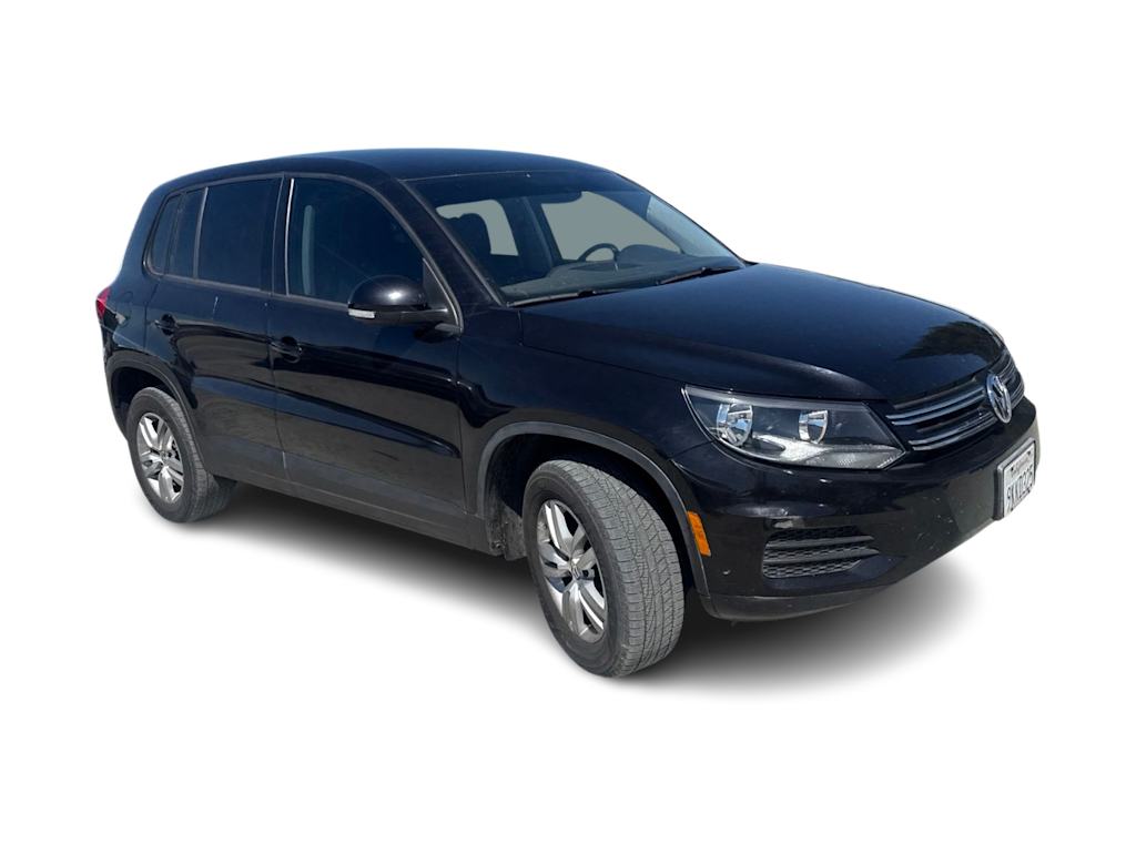 Thumbnail: 2012 Volkswagen Tiguan - 14