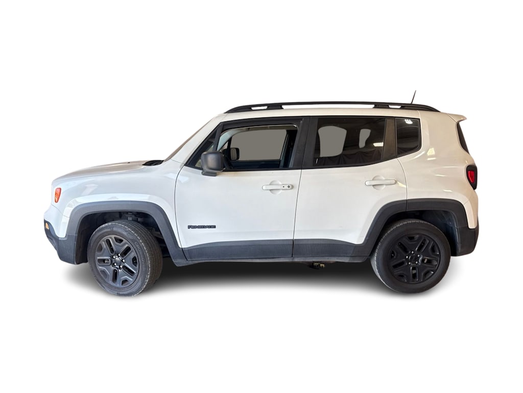 Thumbnail: 2018 Jeep Renegade - 3