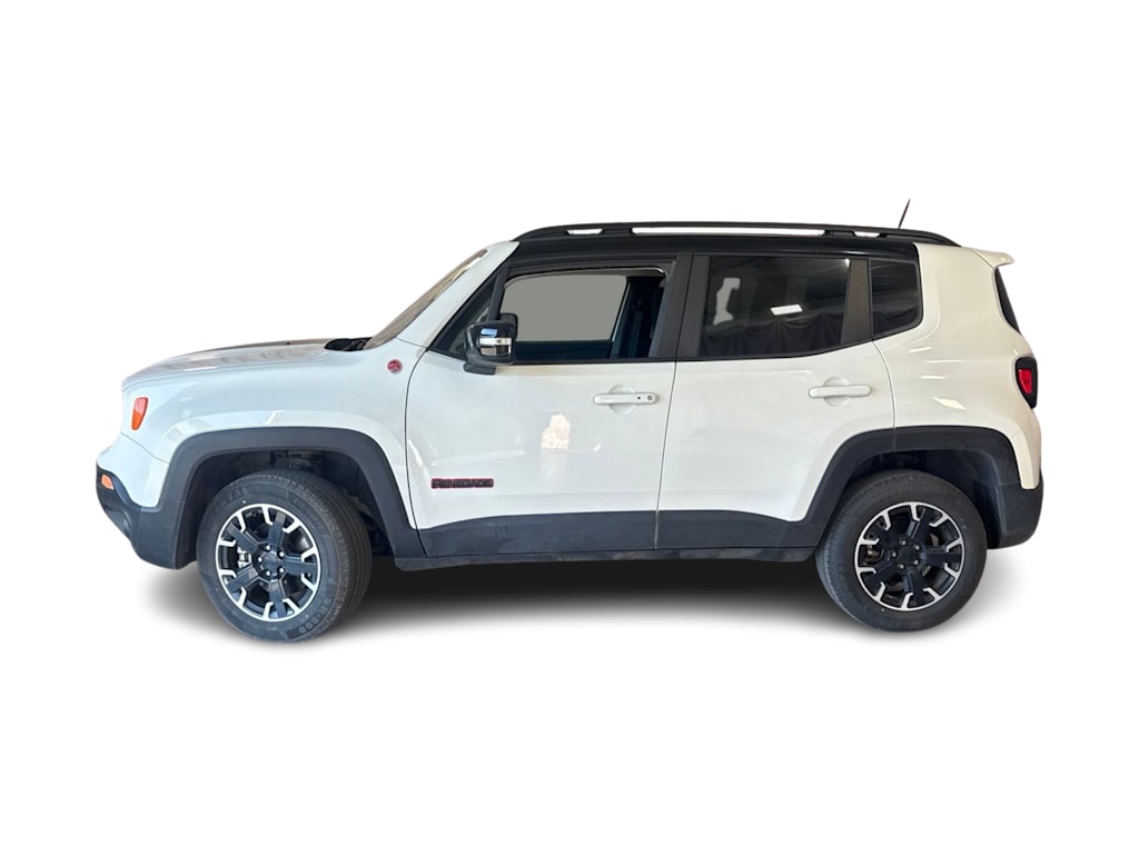 Thumbnail: 2023 Jeep Renegade - 3