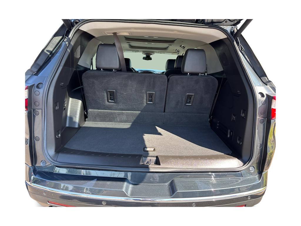 Thumbnail: 2021 Chevrolet Traverse - 18