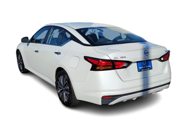 Thumbnail: 2023 Nissan Altima - 4