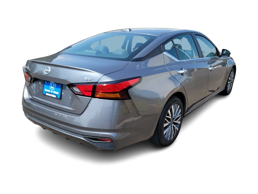 Thumbnail: 2023 Nissan Altima - 25