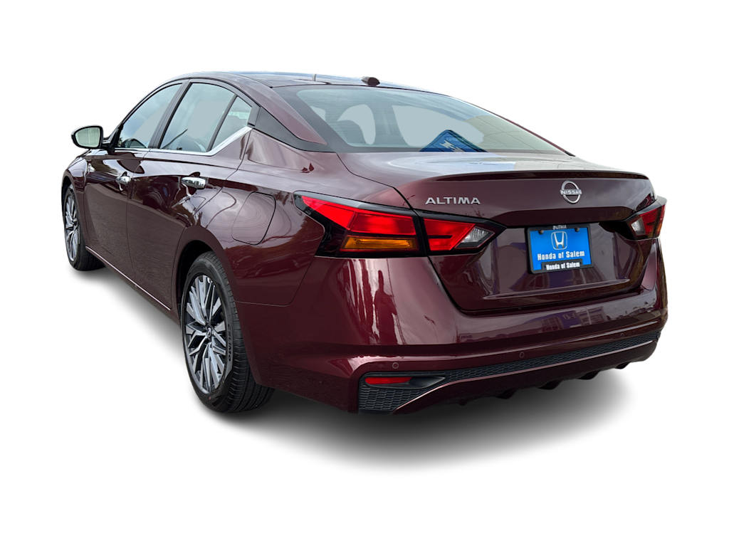 Thumbnail: 2025 Nissan Altima - 3