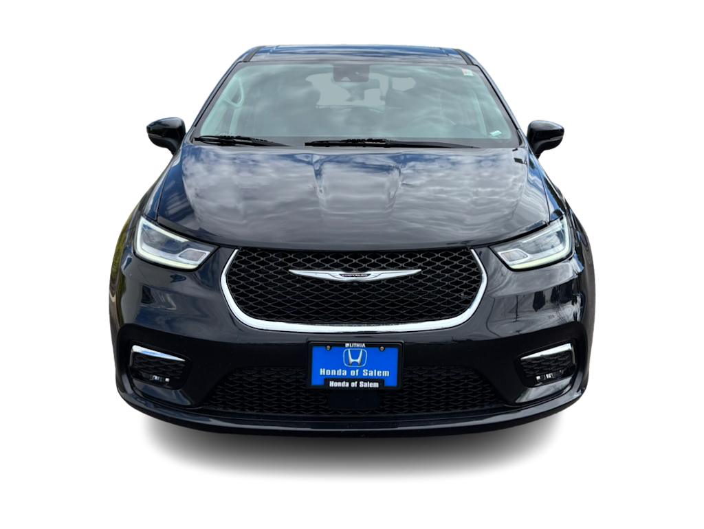 Thumbnail: 2023 Chrysler Pacifica - 6