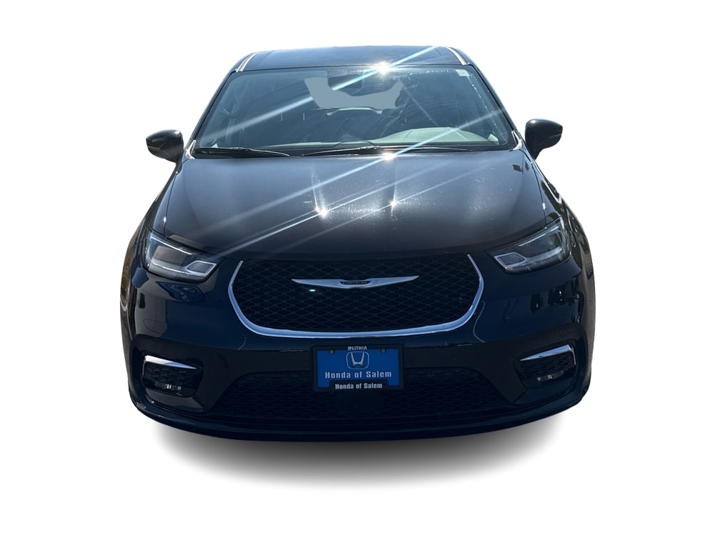 Thumbnail: 2024 Chrysler Pacifica - 4