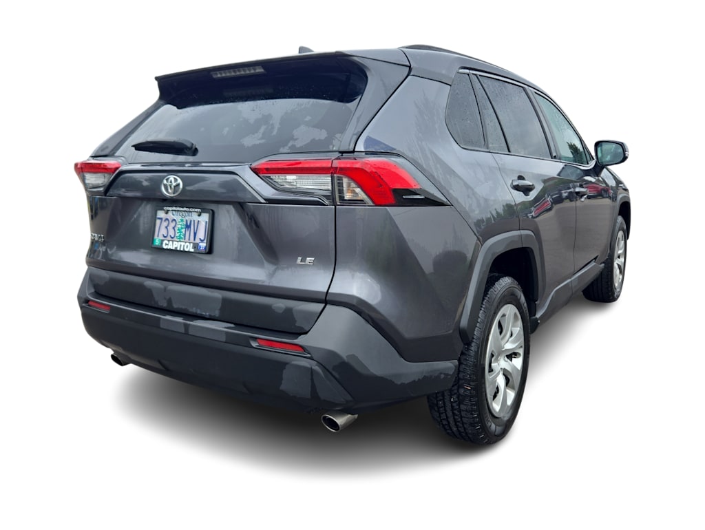 Thumbnail: 2021 Toyota RAV4 - 18
