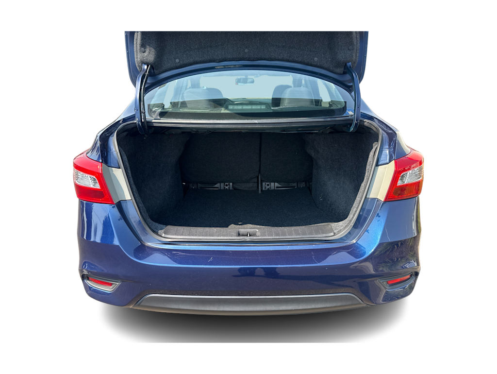 Thumbnail: 2018 Nissan Sentra - 16