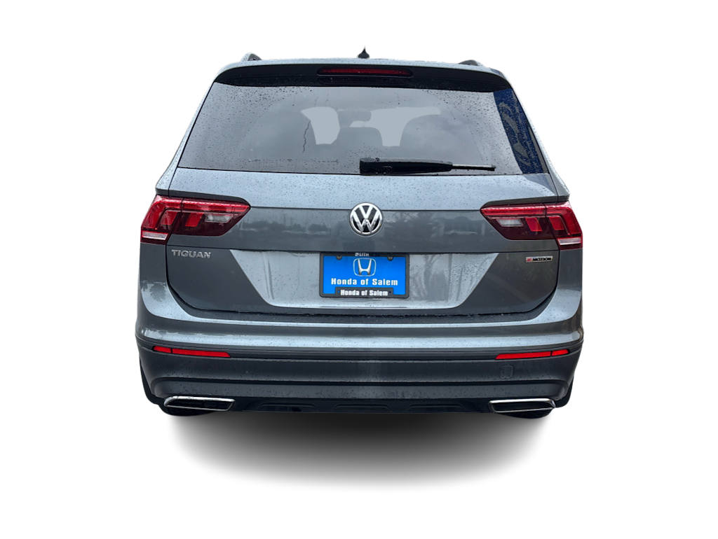 Thumbnail: 2021 Volkswagen Tiguan - 4