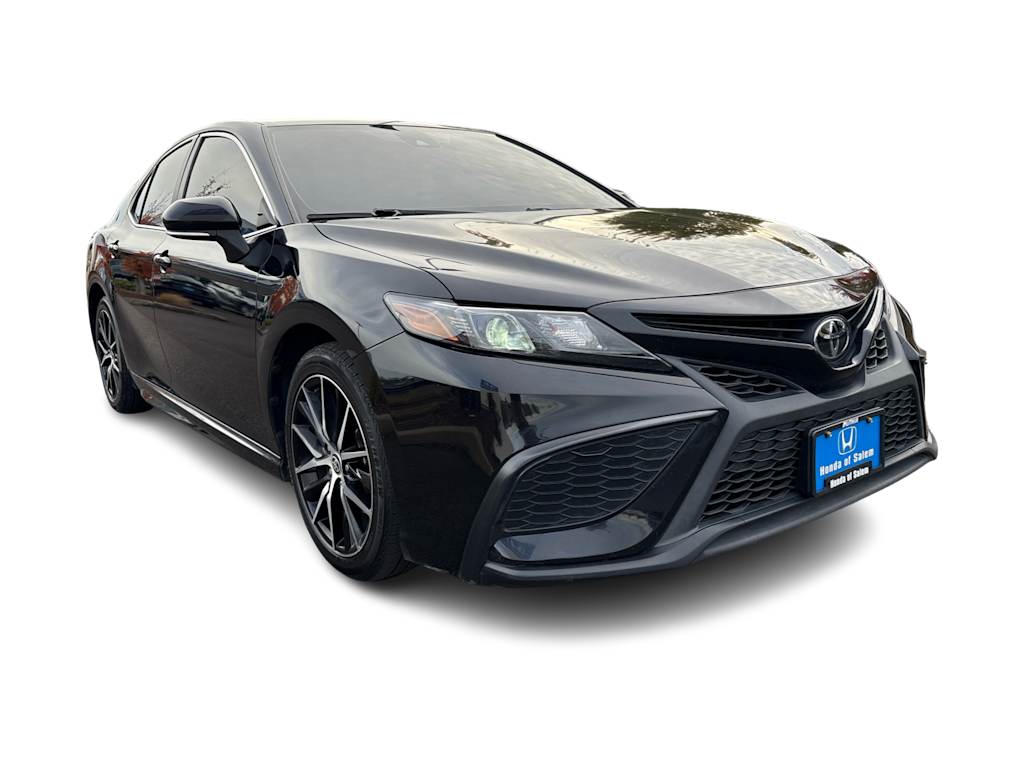 Thumbnail: 2023 Toyota Camry - 21