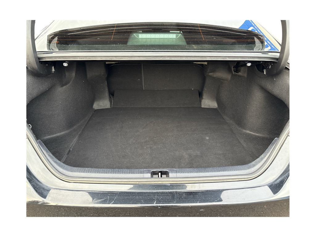 Thumbnail: 2023 Toyota Camry - 16