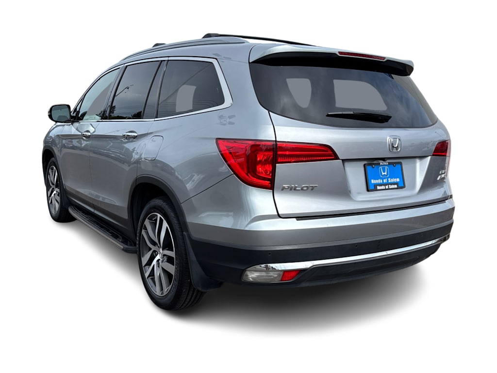 Thumbnail: 2017 Honda Pilot - 4