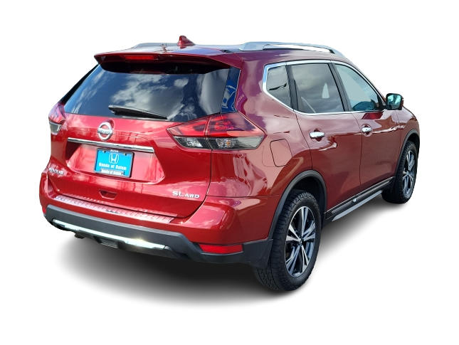 2018 Nissan Rogue SL 19