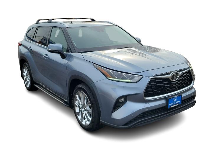 Thumbnail: 2020 Toyota Highlander - 23