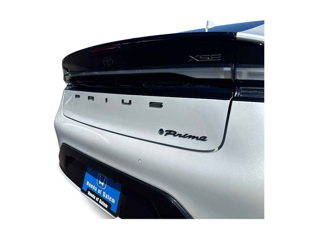 Thumbnail: 2024 Toyota Prius Prime - 16