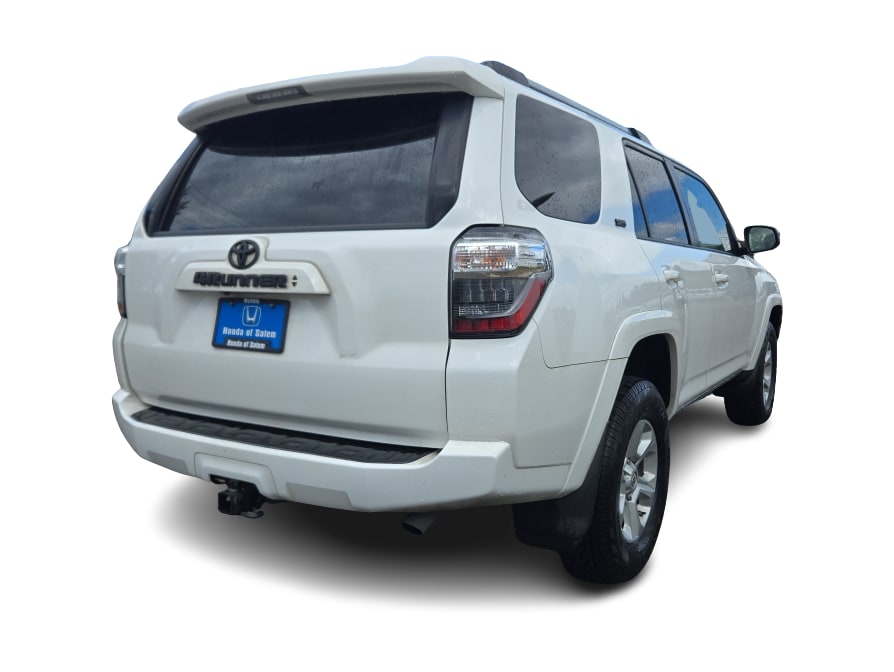 Thumbnail: 2021 Toyota 4Runner - 17