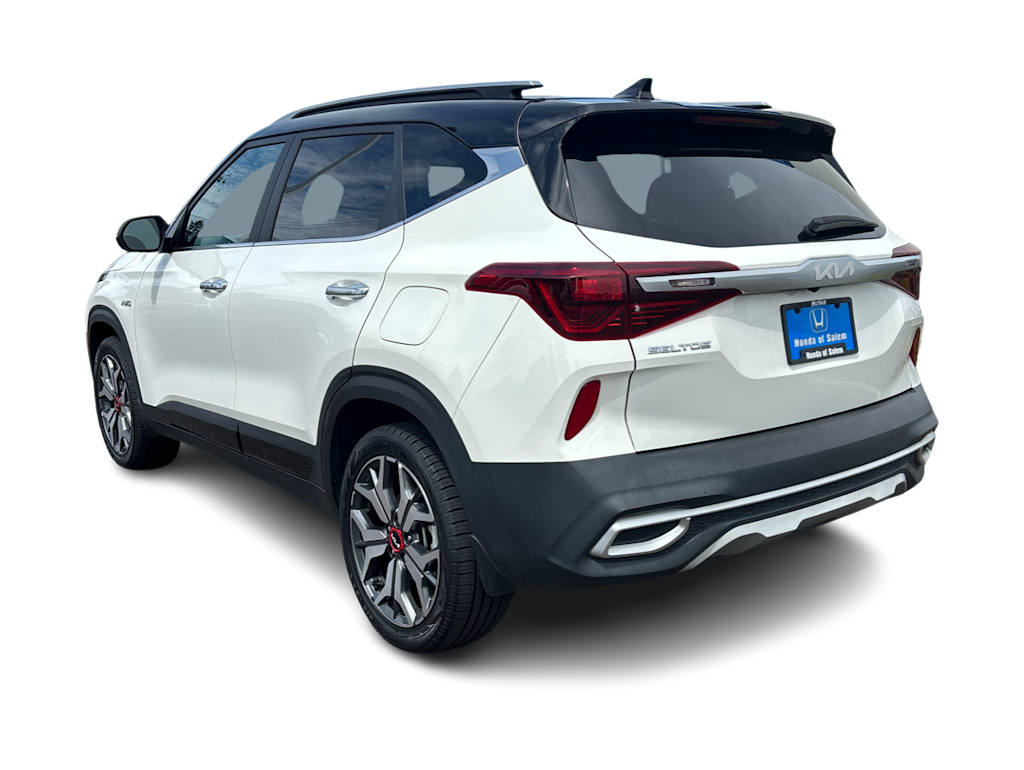 Thumbnail: 2022 Kia Seltos - 3