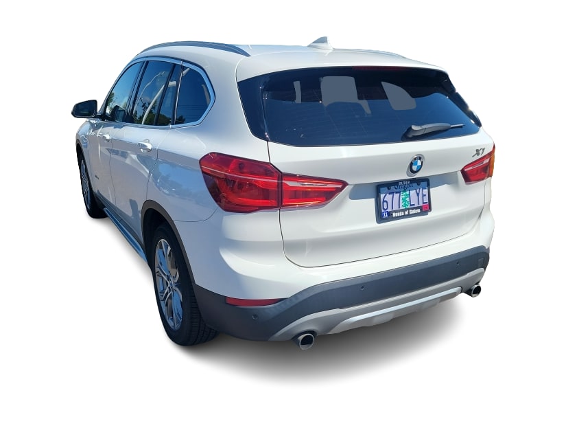 Thumbnail: 2016 BMW X1 - 4