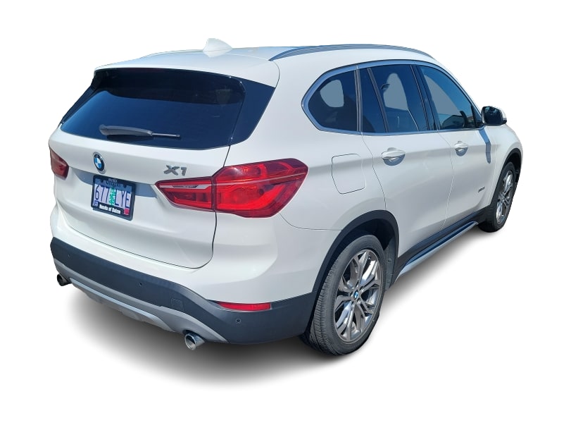 Thumbnail: 2016 BMW X1 - 23