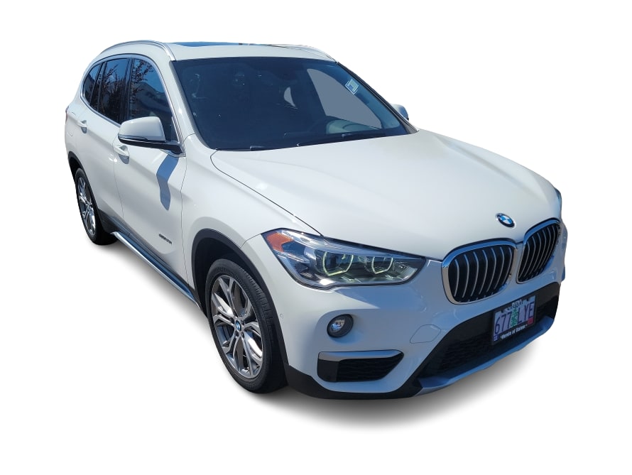 Thumbnail: 2016 BMW X1 - 25