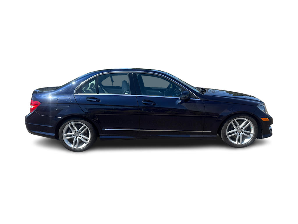 Thumbnail: 2013 Mercedes-Benz C-Class - 21