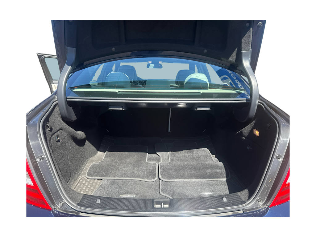 Thumbnail: 2013 Mercedes-Benz C-Class - 17