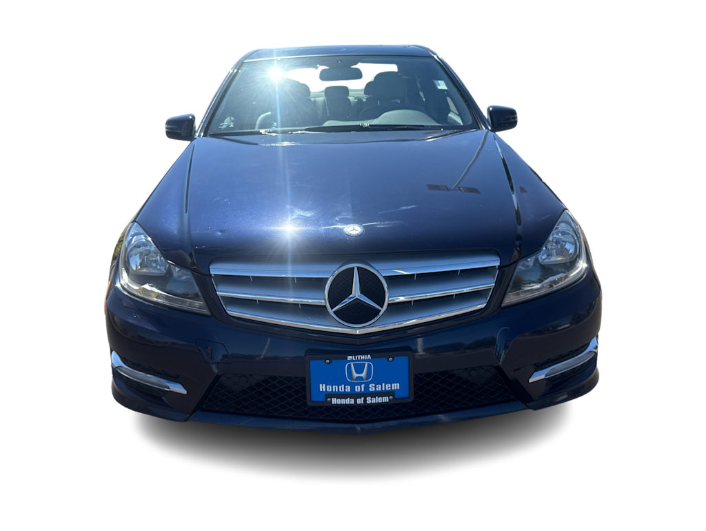 Thumbnail: 2013 Mercedes-Benz C-Class - 6
