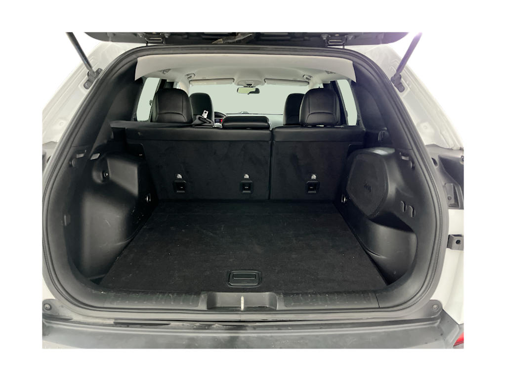 Thumbnail: 2019 Jeep Cherokee - 14