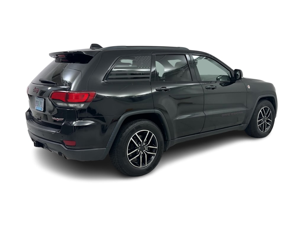 Thumbnail: 2020 Jeep Grand Cherokee - 15